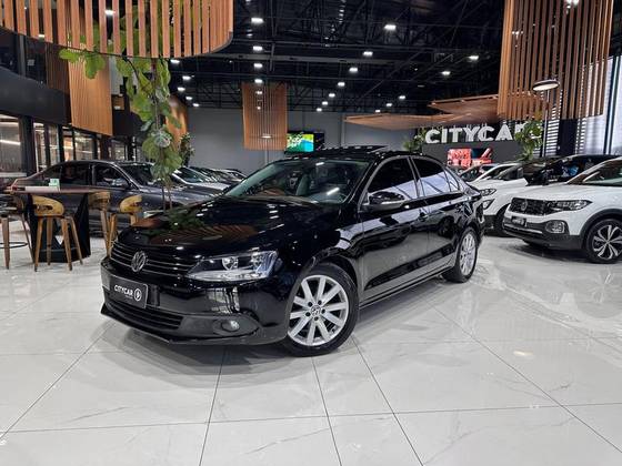 VOLKSWAGEN JETTA 2.0 COMFORTLINE FLEX 4P TIPTRONIC VOLKSWAGEN JETTA 2.0 COMFORTLINE FLEX 4P TIPTRONIC